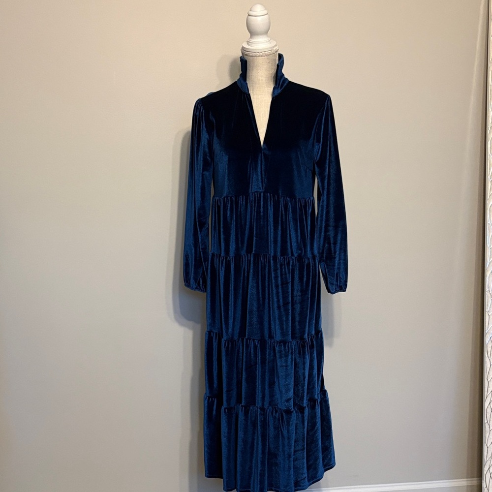 Elegant Blue Velvet Dress